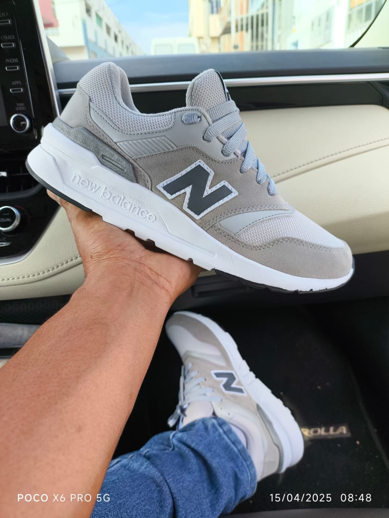 CALZADOS NEW BALANCE.