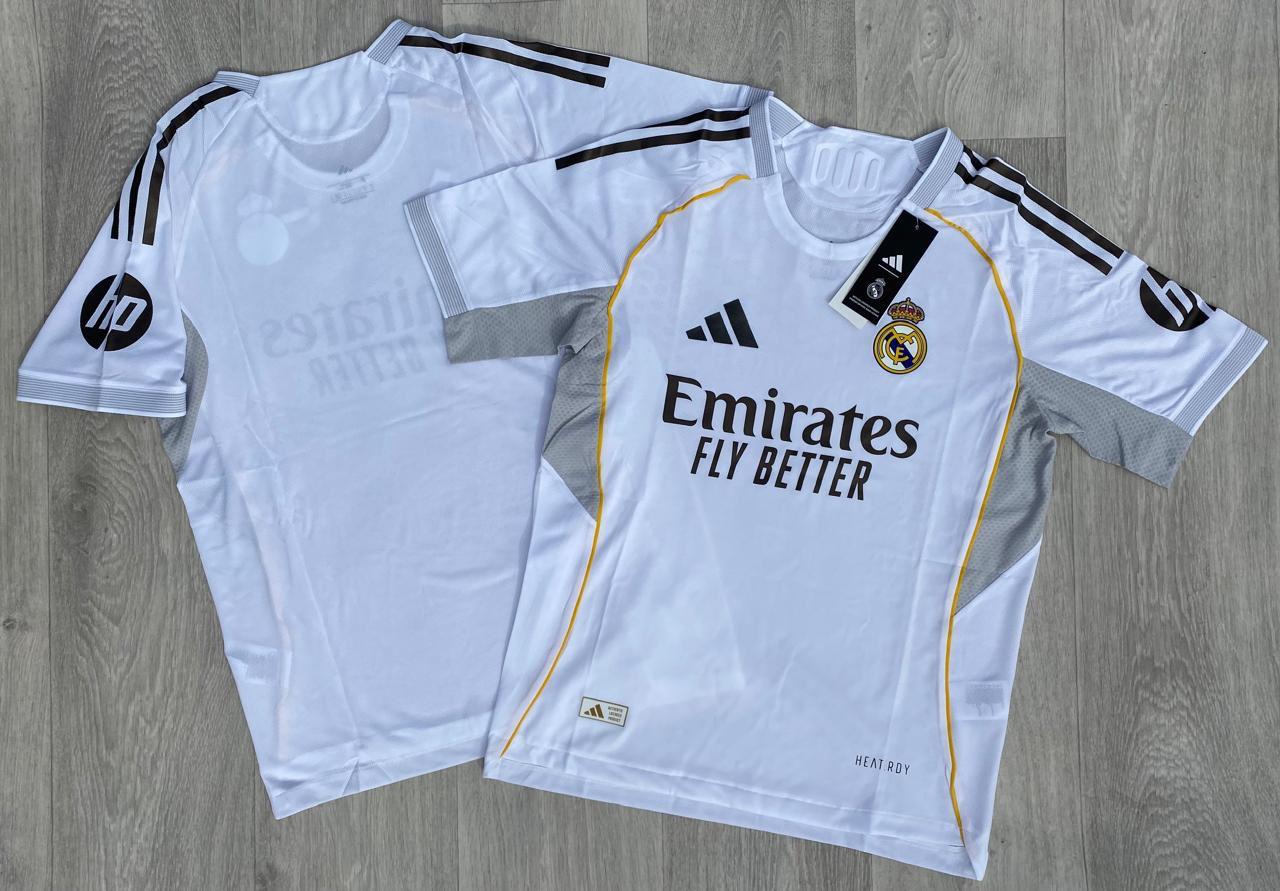 CAMISETA DEL REAL MADRID.